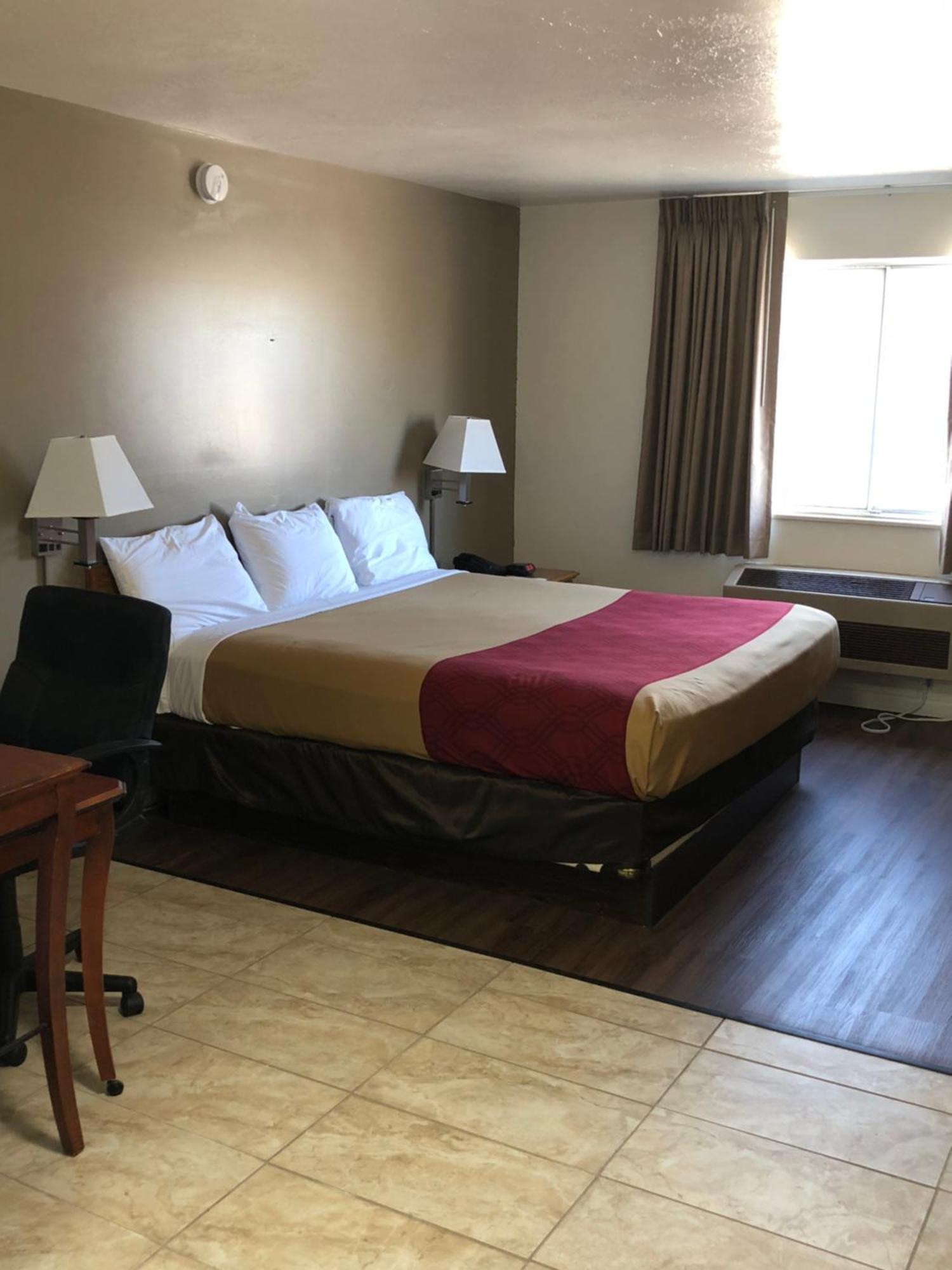 Ameri-Stay Inn & Suites كليرفيلد المظهر الخارجي الصورة